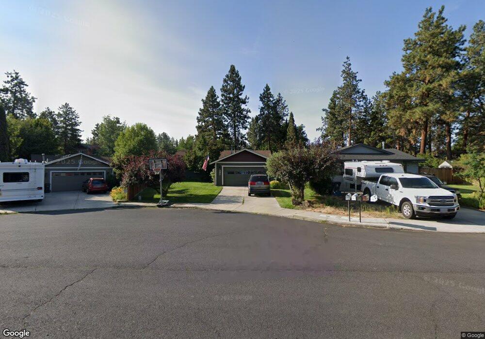 421 SW Blakely Ct, Bend, OR 97702 - photo 1