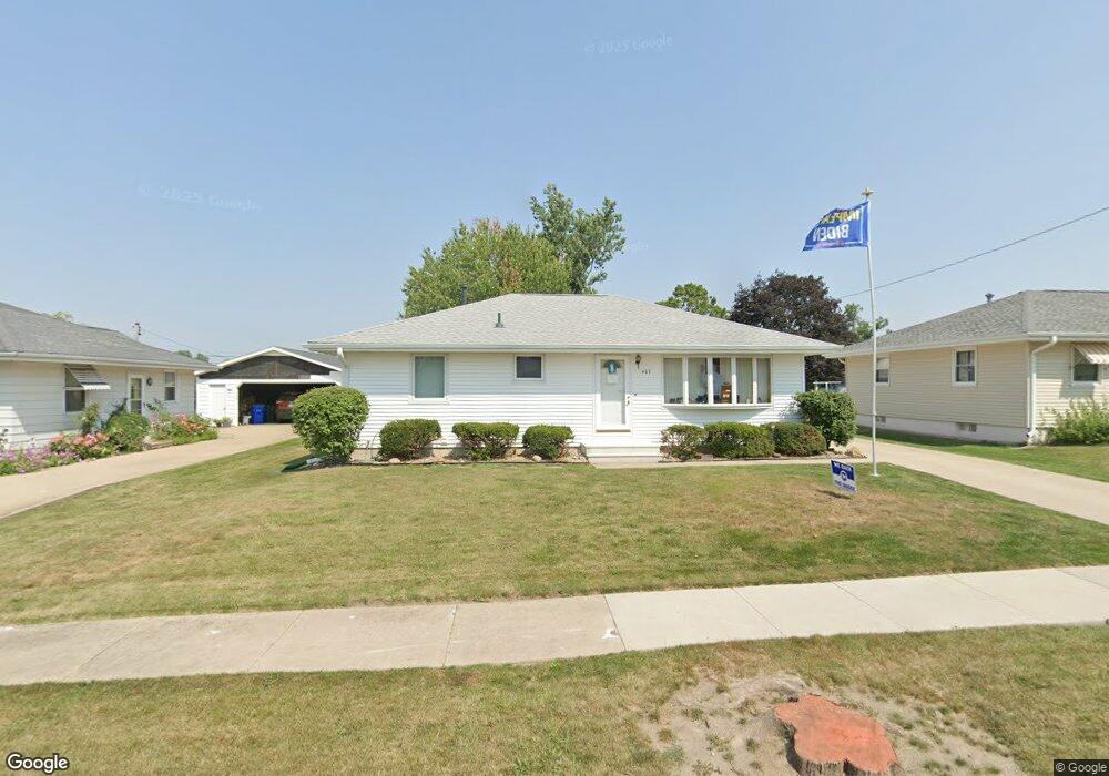 407 30th St NW, Cedar Rapids, IA 52405 - photo 1