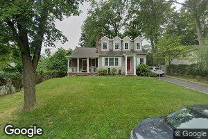 25 Northwood Ave, Demarest, NJ 07627