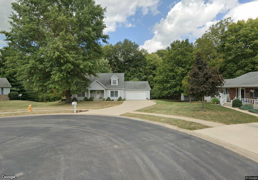 1612 Jack Ct, Effingham, IL 62401 - photo 1