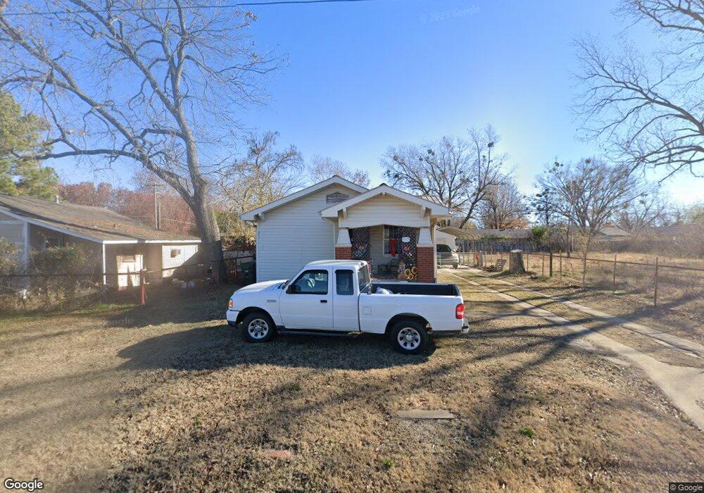 517 N Kern Ave, Okmulgee, OK 74447 - photo 1