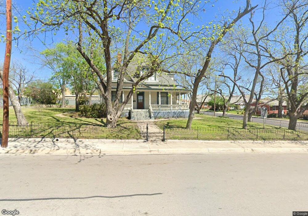 202 W Oak St, Weatherford, TX 76086 - photo 1