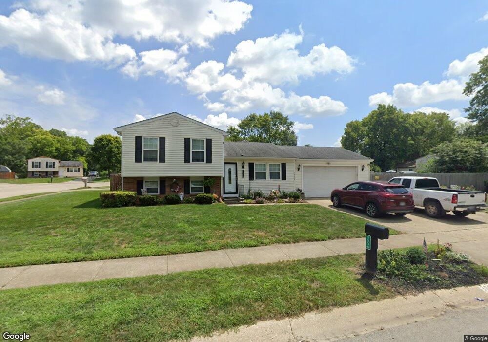 1536 Red Leaf Ln, Columbus, OH 43223 - photo 1