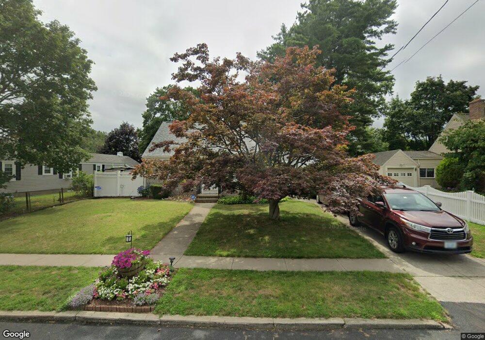 107 Parkside Dr, Warwick, RI 02888 - photo 1