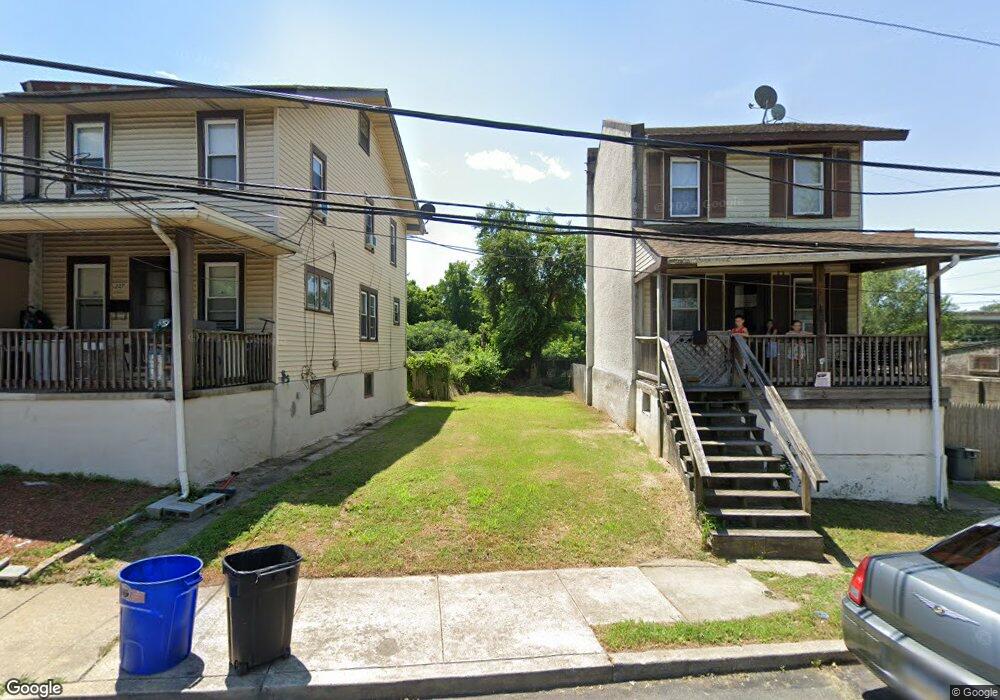 225 Randall St, Crum Lynne, PA 19022 - photo 1