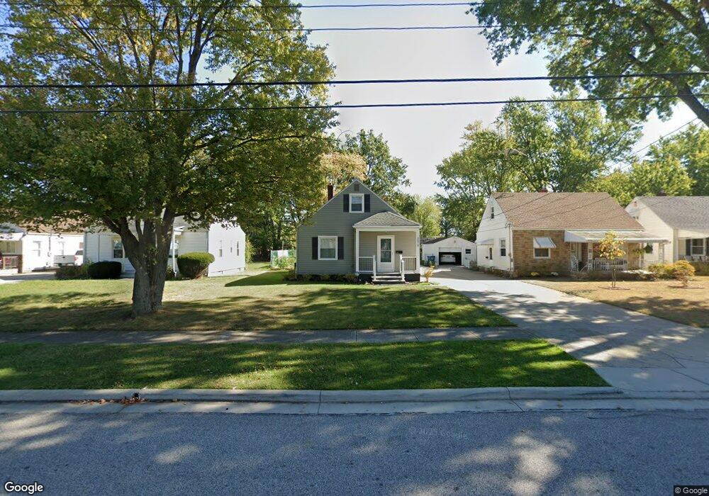 3979 Palm Ave, Lorain, OH 44055 - photo 1