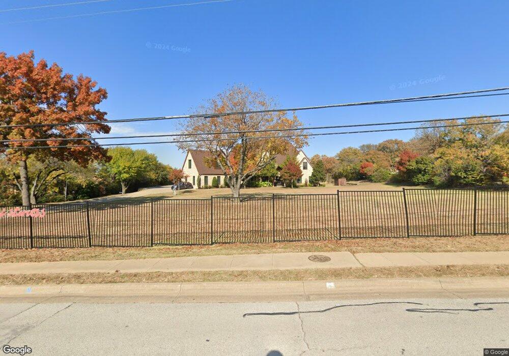 8901 Martin Dr, North Richland Hills, TX 76182 - photo 1