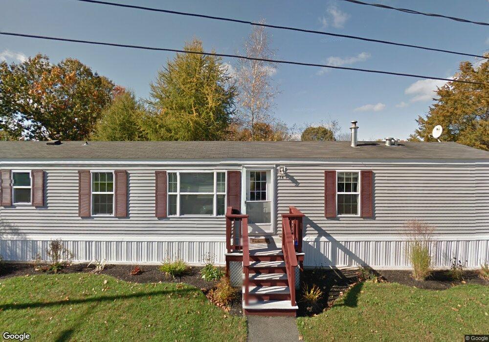 74 Colgate Rd, Newmarket, NH 03857 - photo 1