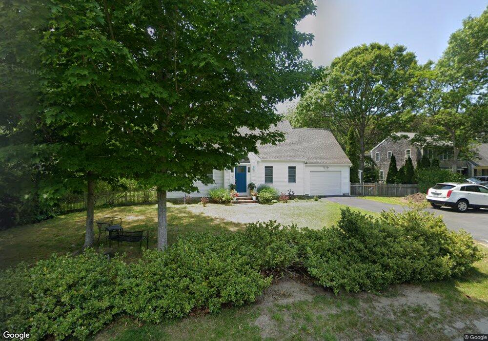 7 Tecumseh Rd, Sagamore Beach, MA 02562 - photo 1