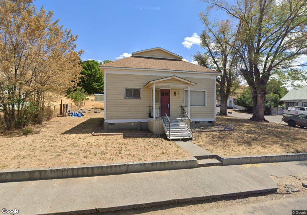 290 S Gilmore St, Heppner, OR 97836 - photo 1