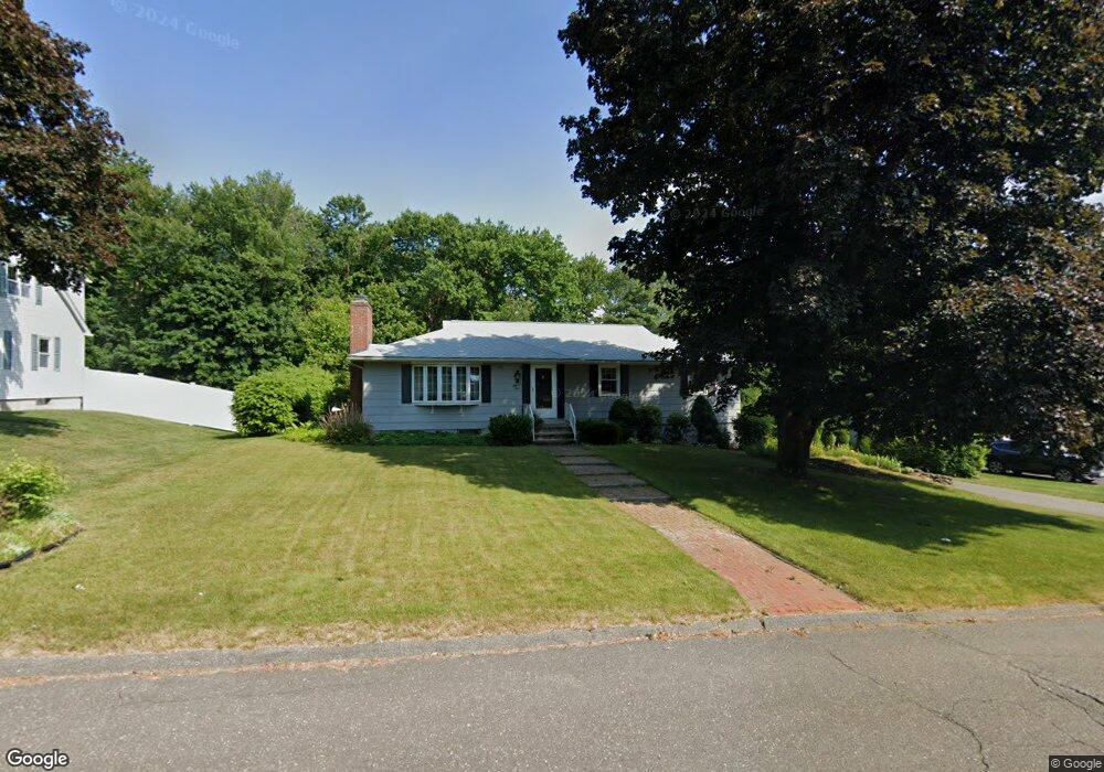 54 Longview Cir, Ludlow, MA 01056 - photo 1