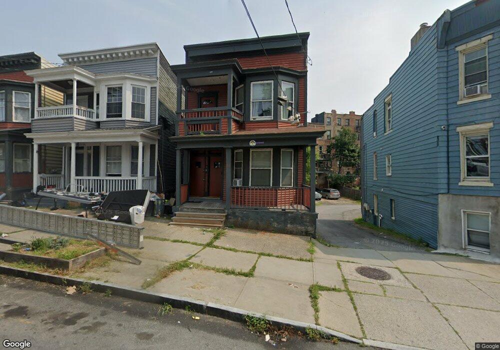 53 Elberon Place unit 2, Albany, NY 12203 - photo 1