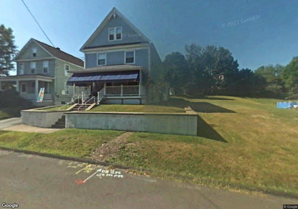 407 Hill St, Peckville, PA 18452 - photo 1