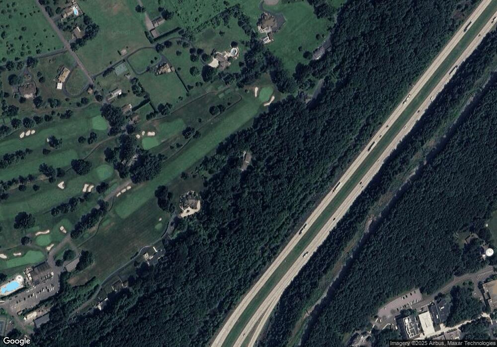 145 Country Club Ln, Sugarloaf, PA 18249 - photo 1