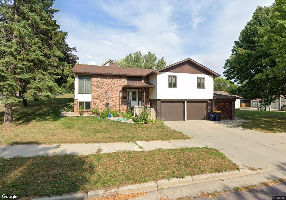 1300 N Garden St, New Ulm, MN 56073 - photo 1