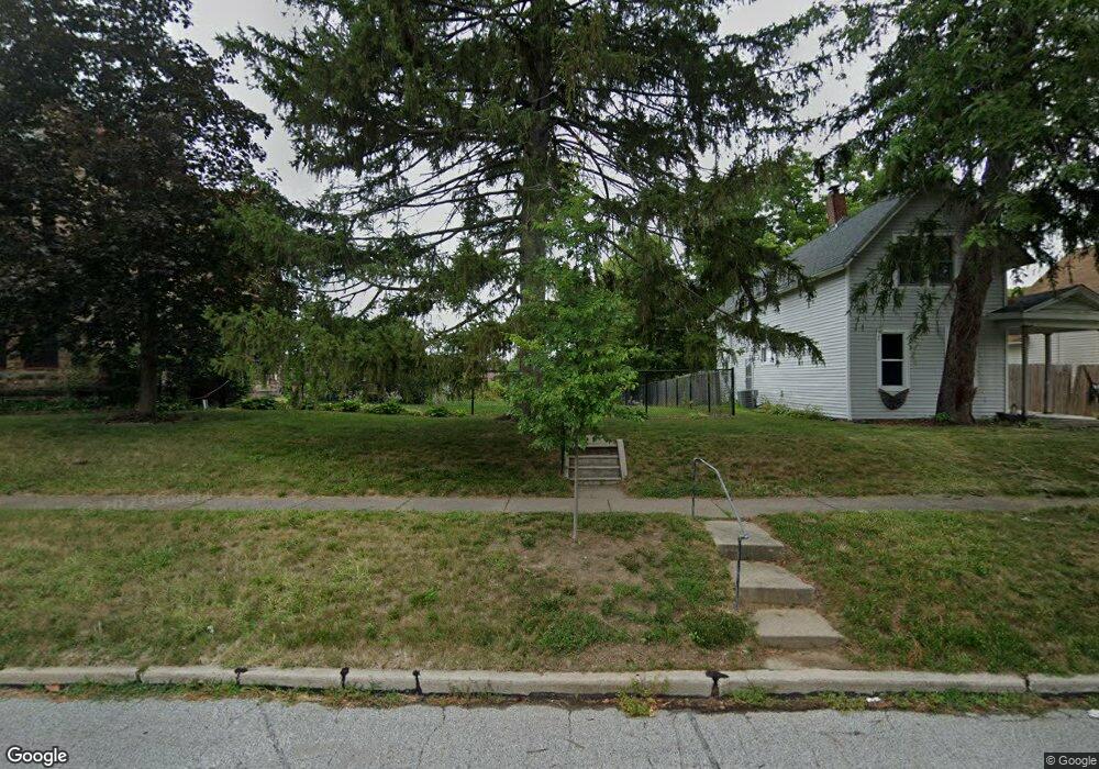 1012 W 9th St, Davenport, IA 52804 - photo 1