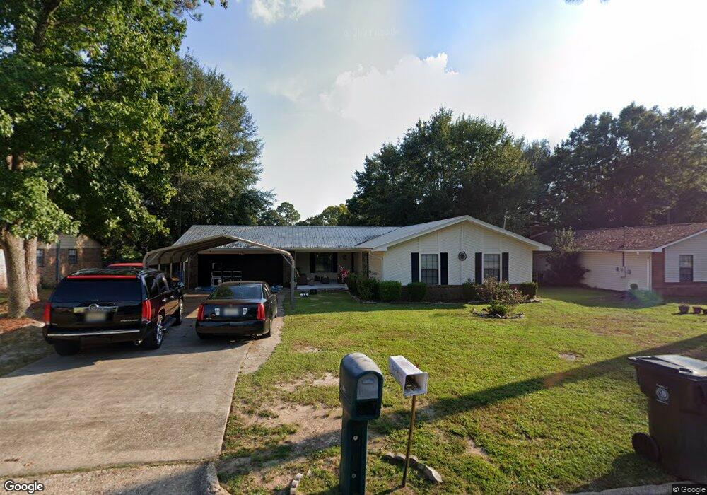 1913 Shamrock Rd, Dothan, AL 36301 - photo 1