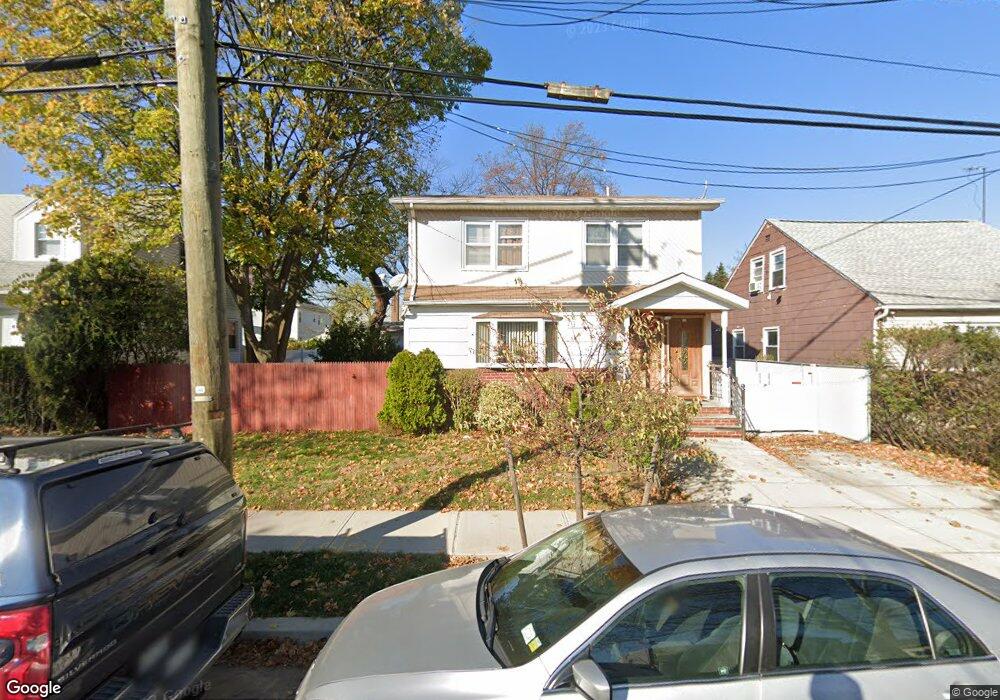 14324 257th St, Rosedale, NY 11422 - photo 1