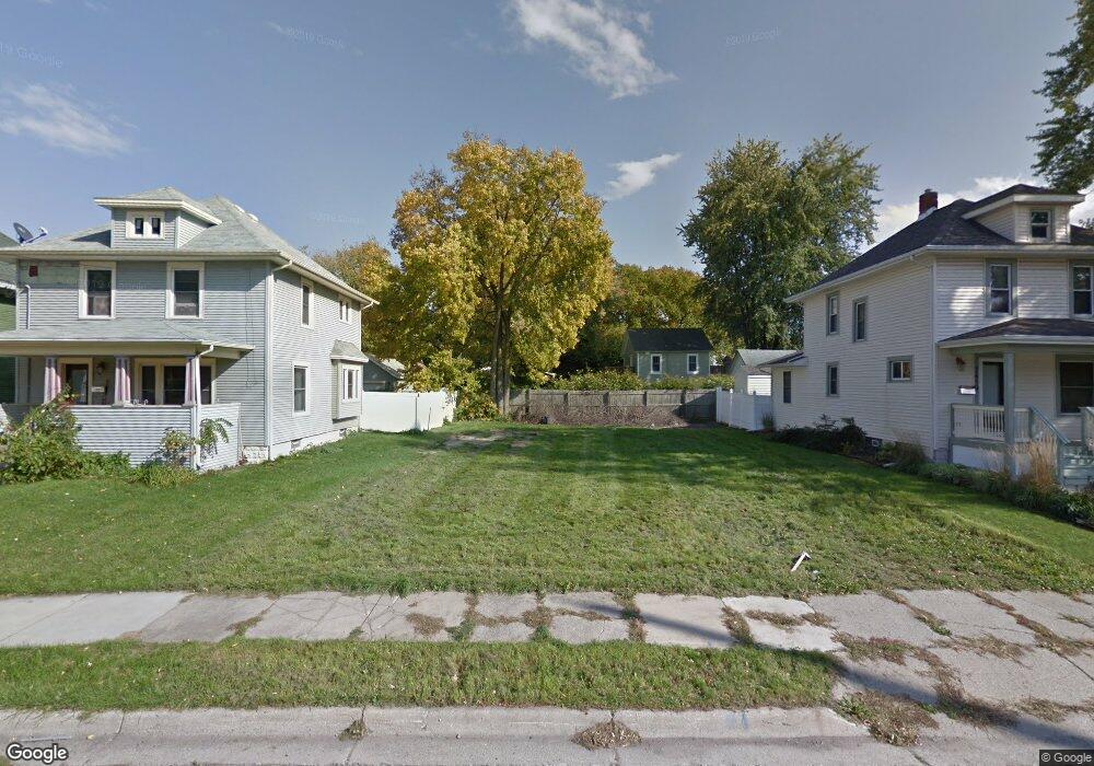 1417 Linval St, Lansing, MI 48910 - photo 1