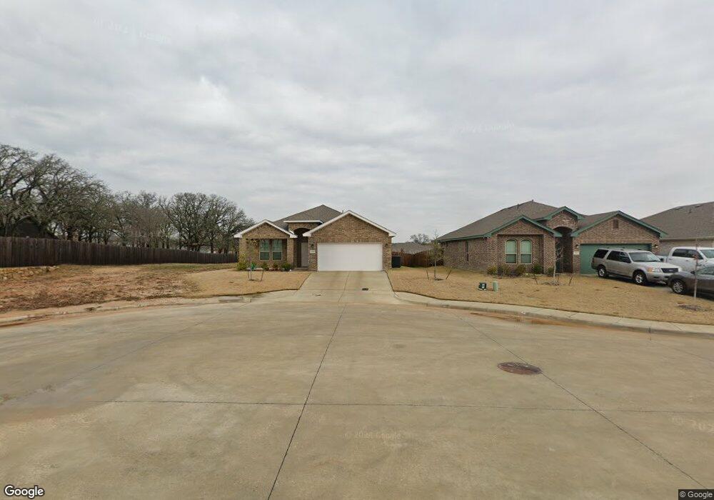 516 Adams Ct, Weatherford, TX 76085 - photo 1