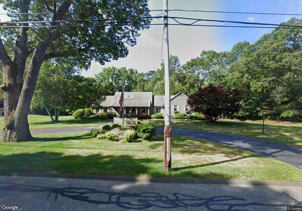 433 Lyon St, Ludlow, MA 01056 - photo 1