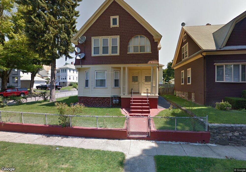 32 Hartshorn Ave, Worcester, MA 01602 - photo 1