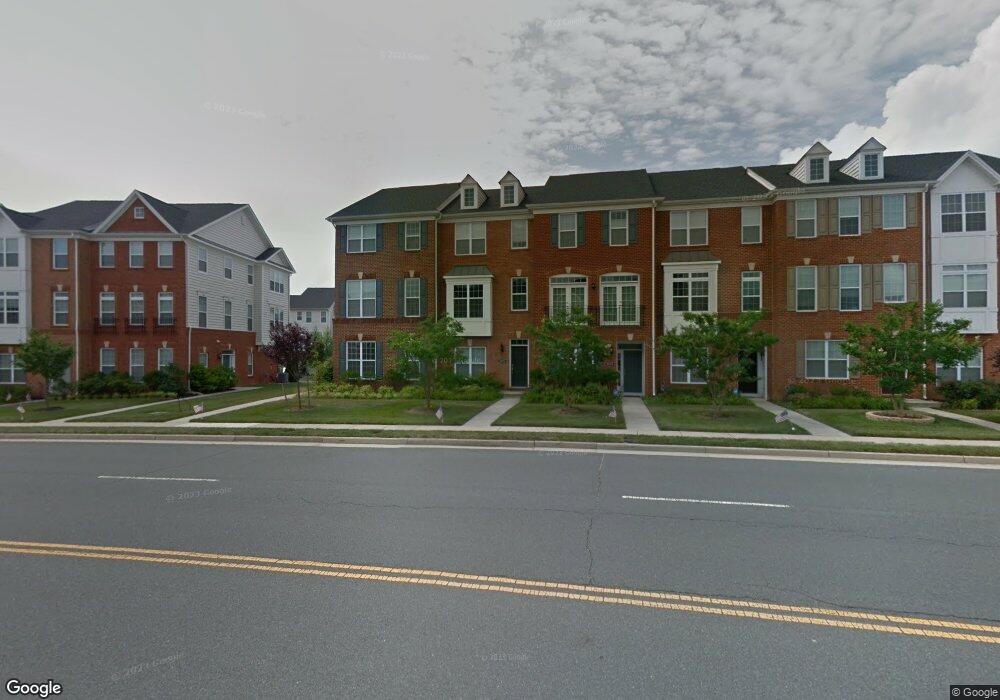 43175 Loudoun Reserve Dr, Ashburn, VA 20148 - photo 1