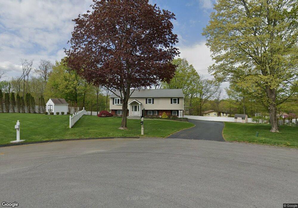 3235 Kipp Ct, Yorktown Heights, NY 10598 - photo 1