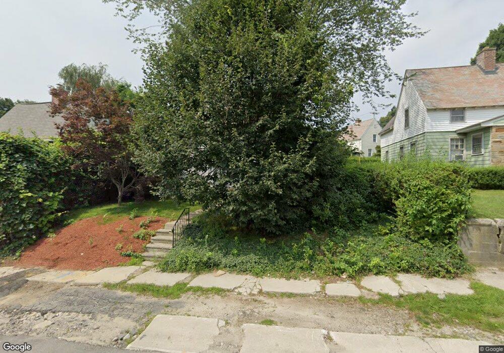 8 Delaval Rd, Worcester, MA 01606 - photo 1