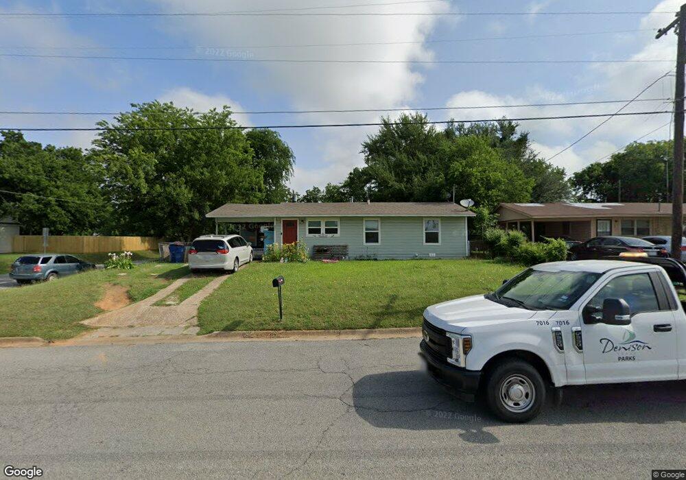 331 Martin Luther King St, Denison, TX 75020 - photo 1