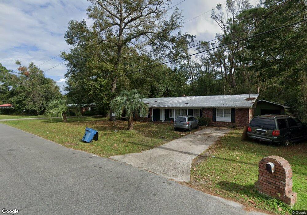 3328 Robin Rd, Brunswick, GA 31520 - photo 1