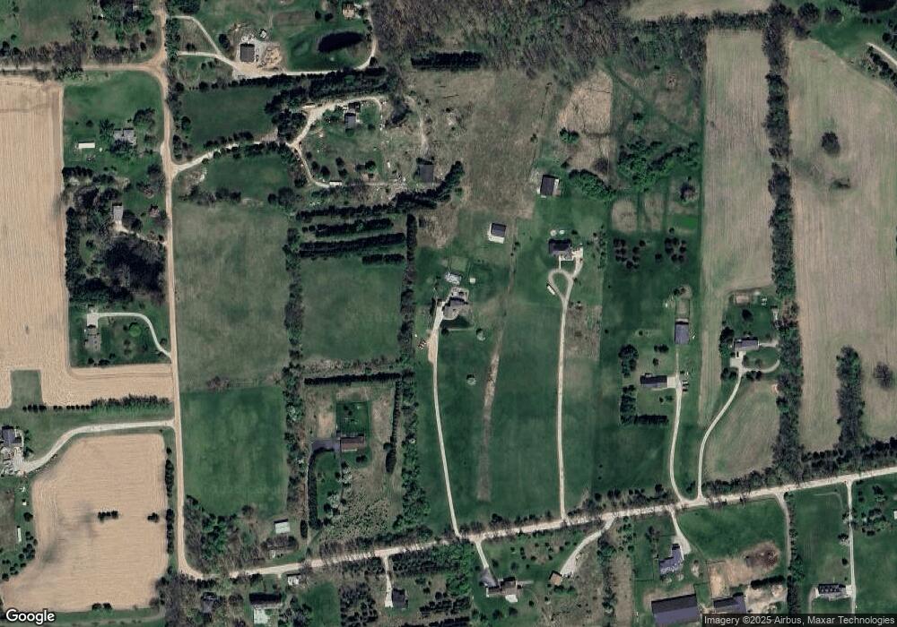 9424 Gross Rd, Dexter, MI 48130 - photo 1