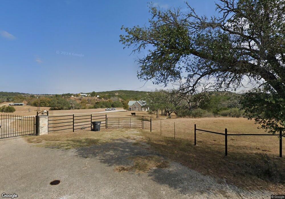 1624 Loudon Rd, Fredericksburg, TX 78624 - photo 1
