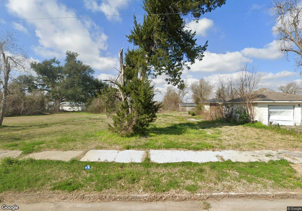 1722 Gieffers St, Lake Charles, LA 70601 - photo 1