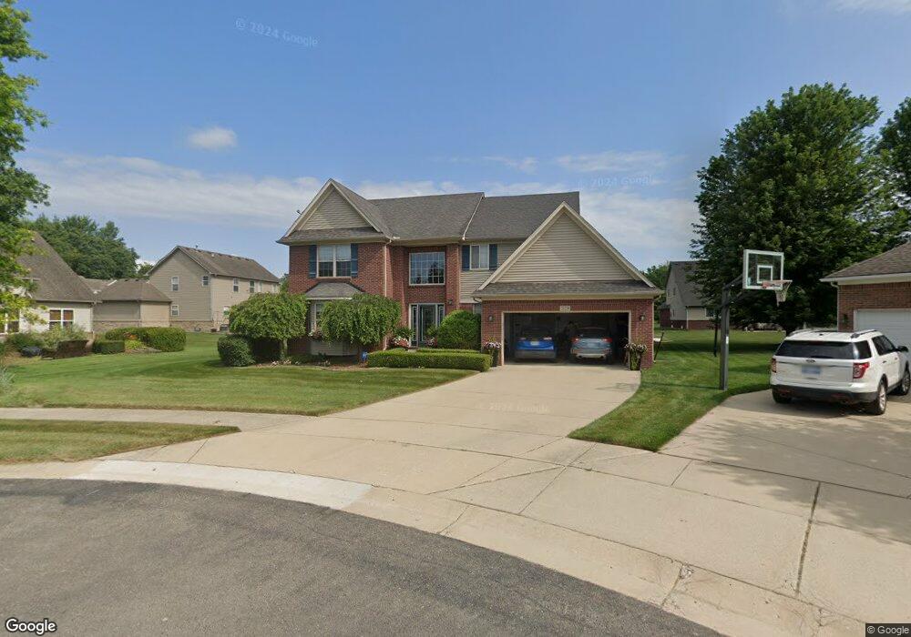 23229 Crescent Ridge Dr unit 62, New Boston, MI 48164 - photo 1