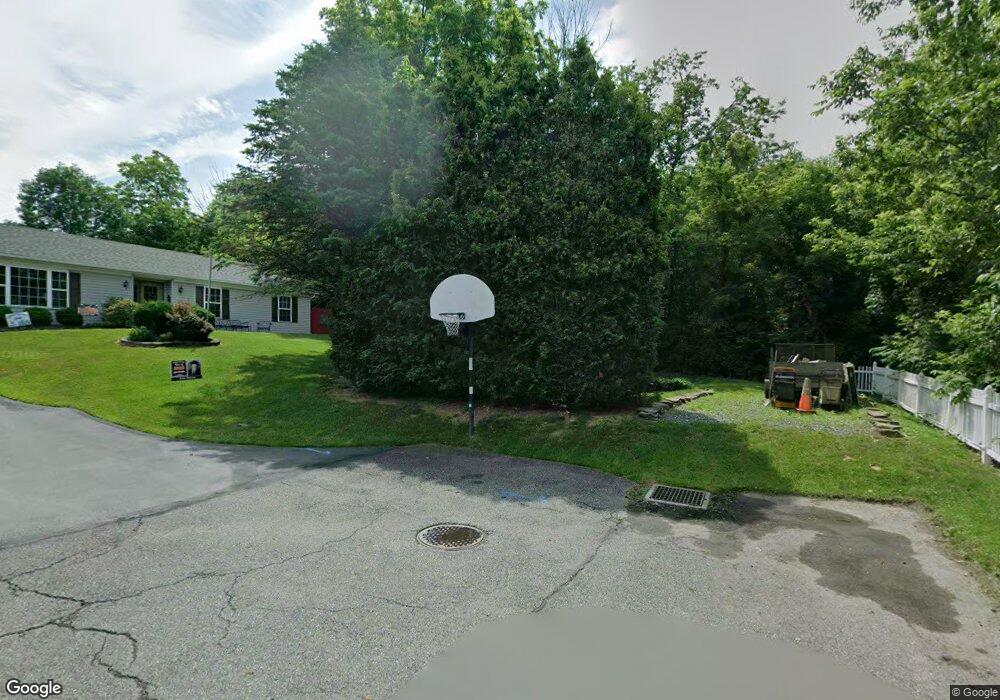 211 N Chestnut St, Bath, PA 18014 - photo 1