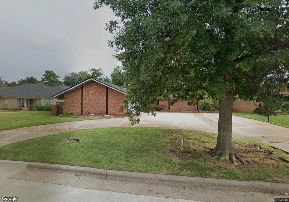 12009 Camelot Ct, Oklahoma City, OK 73120 - photo 1