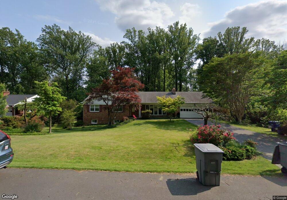 6441 Lily Dhu Ln, Falls Church, VA 22044 - photo 1