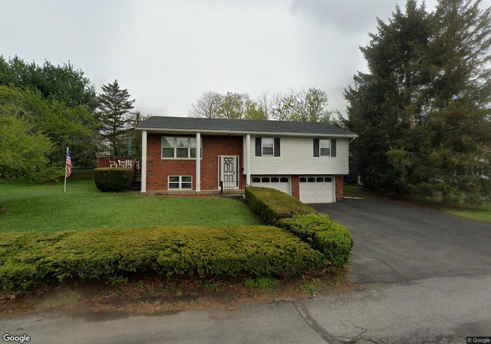 98 Lori Dr, Archbald, PA 18403 - photo 1