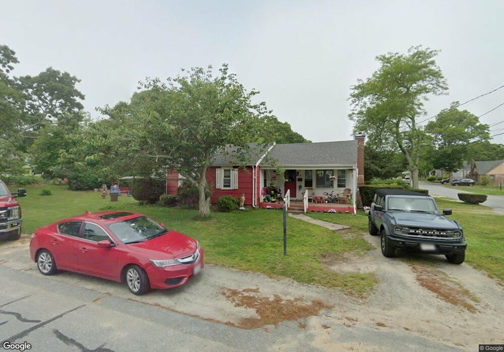 27 Buzzards Bay Ave, Buzzards Bay, MA 02532 - photo 1