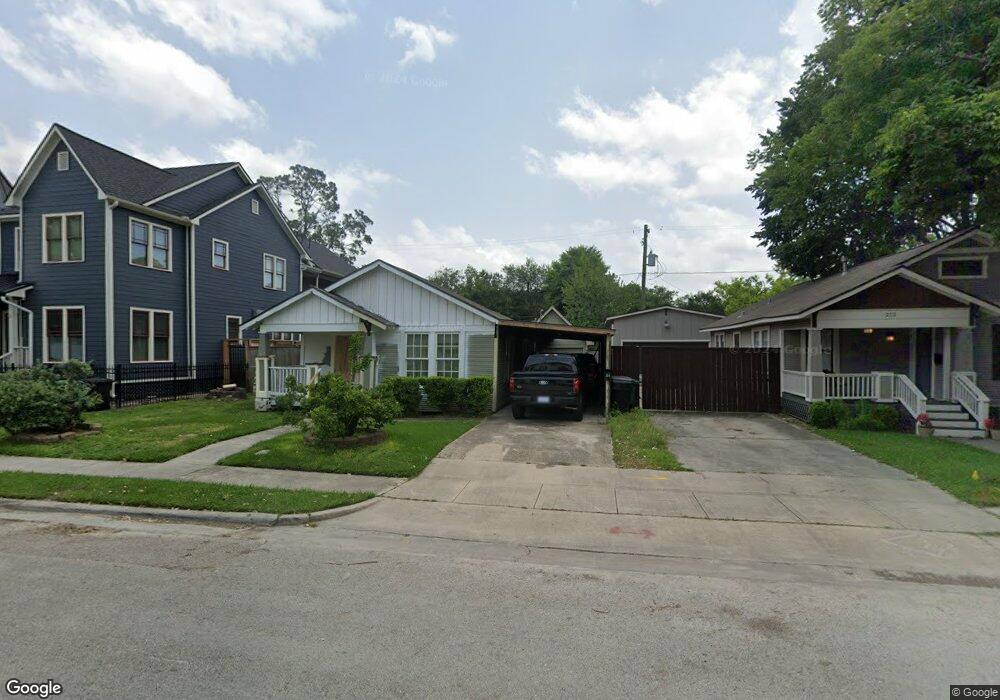 214 E 24th St, Houston, TX 77008 - photo 1