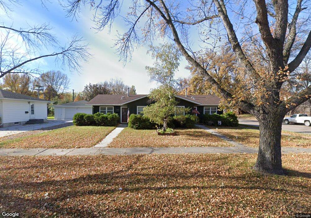 2002 S 20th St, Grand Forks, ND 58201 - photo 1