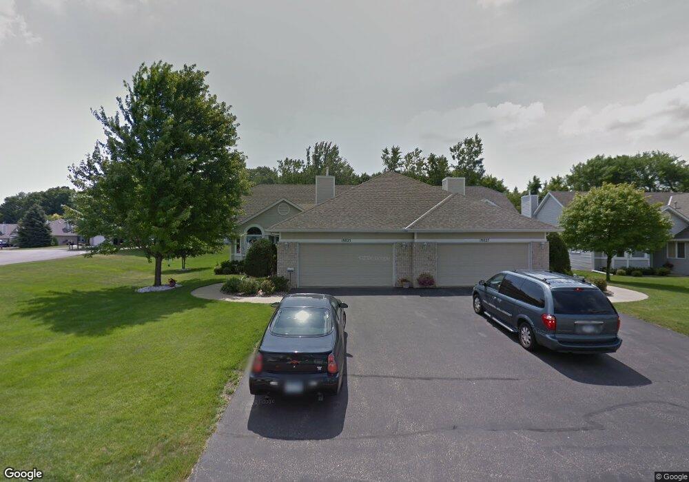 19825 Waterford Ct, Excelsior, MN 55331 - photo 1