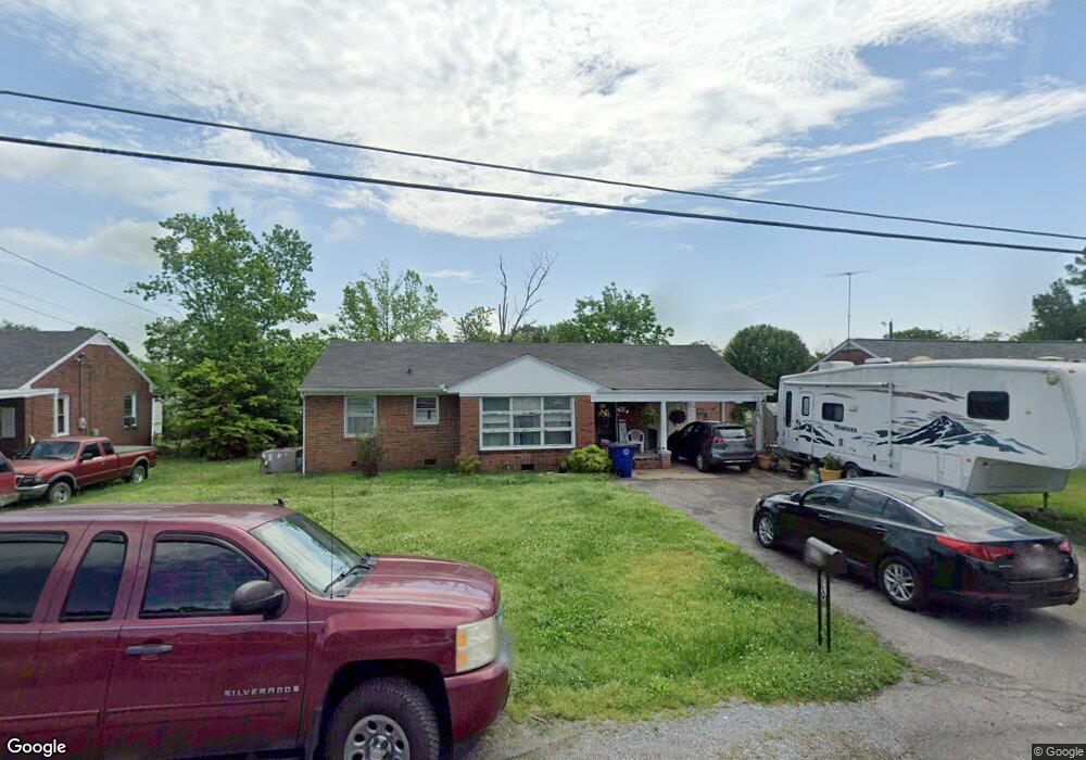 903 Cowan Ave, Shelbyville, TN 37160 - photo 1
