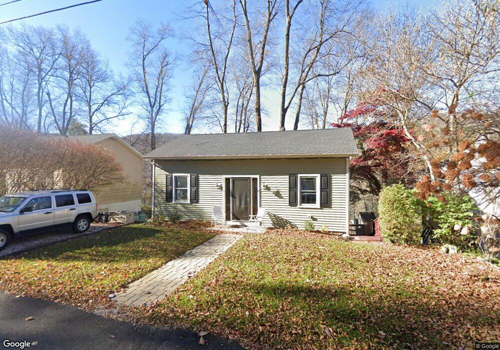 9 Pleasant View Rd, New Fairfield, CT 06812 - photo 1