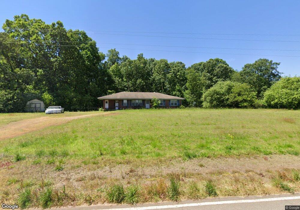 1065 Rock Pillar Rd, Carnesville, GA 30521 - photo 1