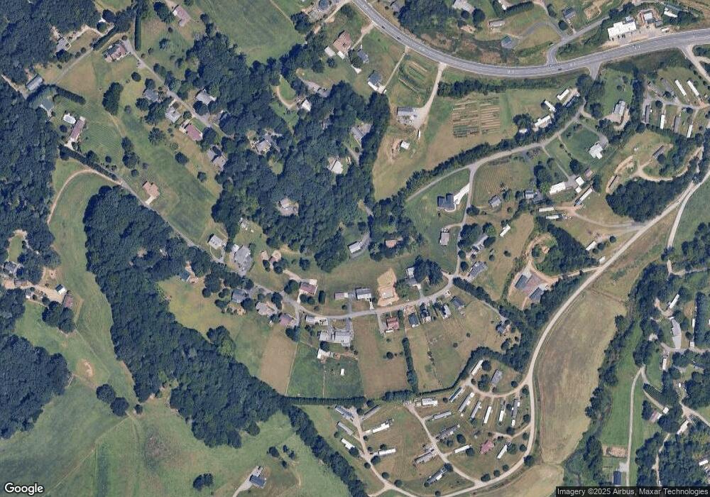 64 Hampton Rd, Leicester, NC 28748 - photo 1