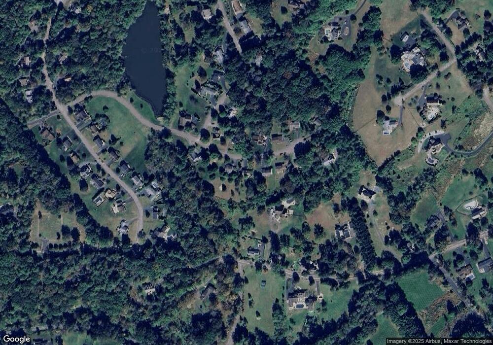 426 Cross Creek Rd, Shavertown, PA 18708 - photo 1