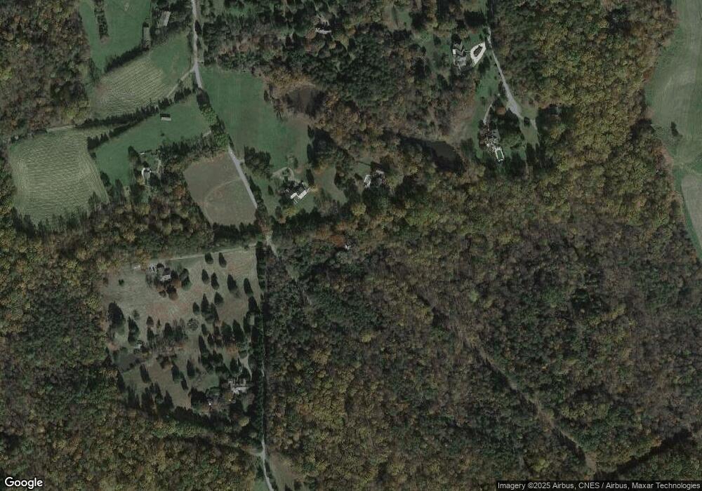 2769 Pea Ridge Rd, Charlottesville, VA 22901 - photo 1