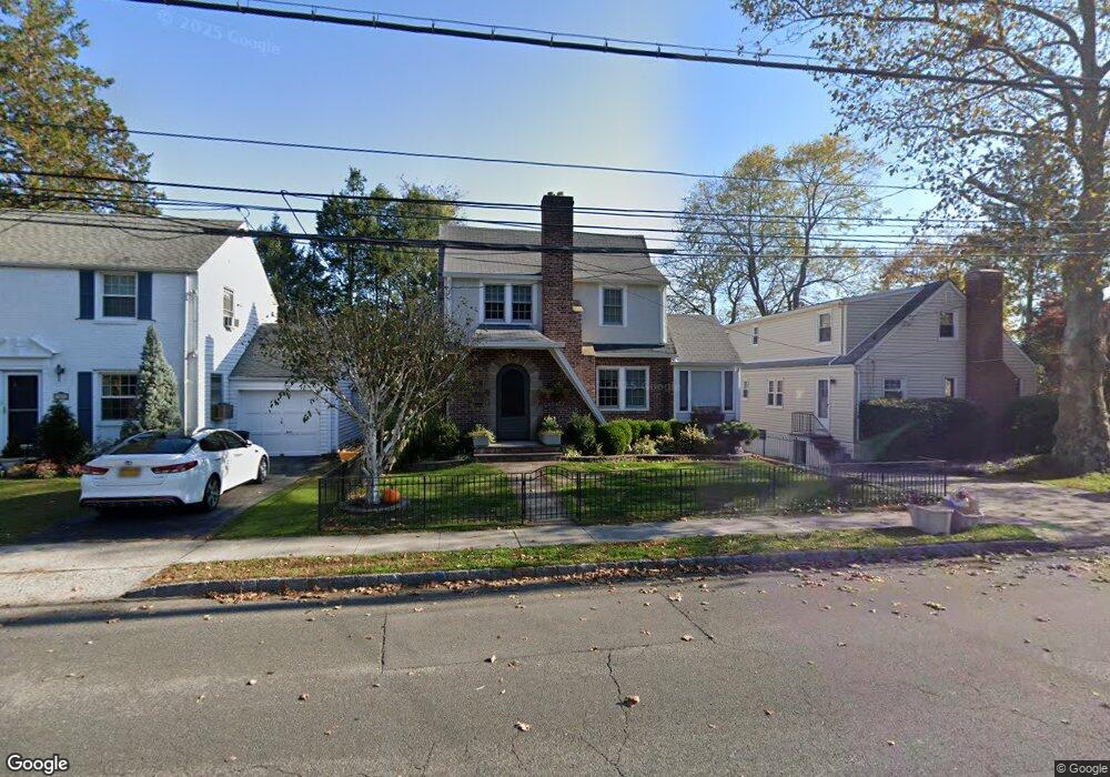 307 Wagner Ave, Mamaroneck, NY 10543 - photo 1